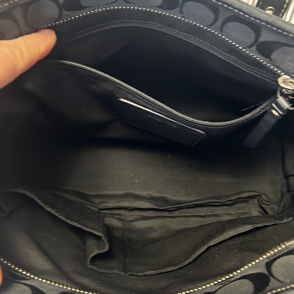 Authentic Coach Black Signature tote F11220 - Picture 8 of 16